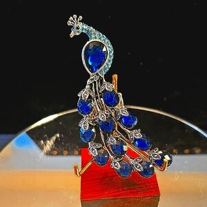 Elegant Blue and Silver Peacock Ring